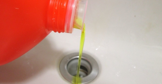 chemical drain cleaner